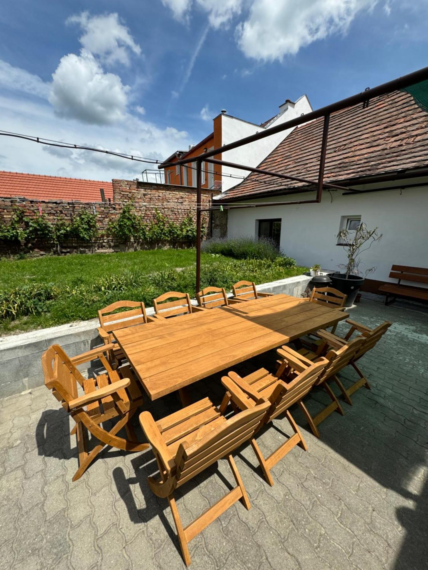 Mikulovska Chalupa Se Sklepem Exterior photo