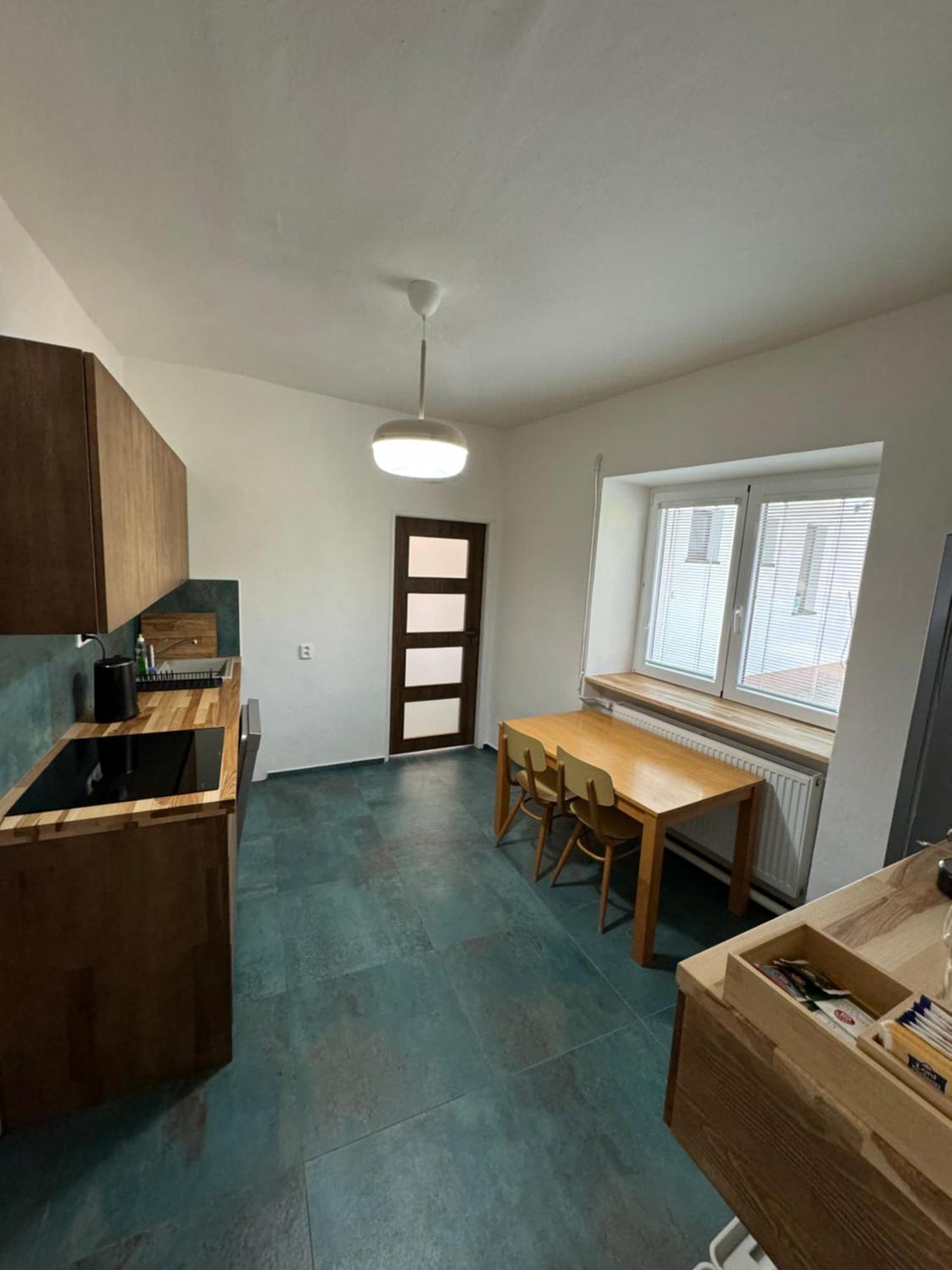 Mikulovska Chalupa Se Sklepem Exterior photo